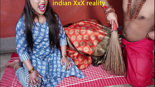 Check Out This Hot Indian Stepmom In Xxx Hindi Action