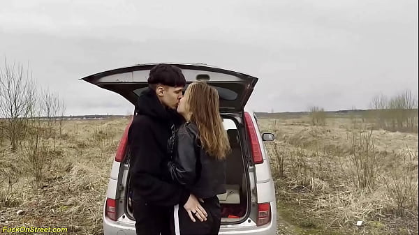 Real Young Couple Goes At It Raw In The Car