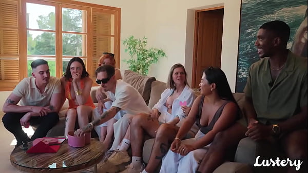 House Of Love And Lust: Full Raw Foursome With Horny Amateur Couples