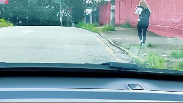 Escândalo: Aluna Deu Pro Professor Na Frente Da Escola, Todo Mundo Viu