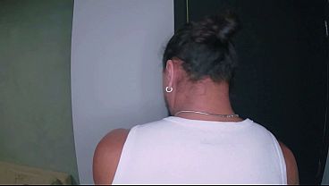 Footjob Com Os Pés Da Minha Esposa Novinha, Que Delícia De Pés Molhados E Macios Me Deixando Louco De Tesão