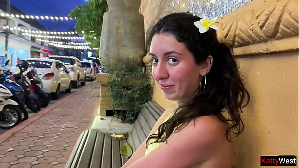 Public Pickup – She Gets A Foot Rub That Turns Into A Raw, Sweaty Fuck In The Backseat.